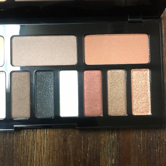 Kat Von D Shade +Light Glimmer Eye Palette - Picture 5 of 6